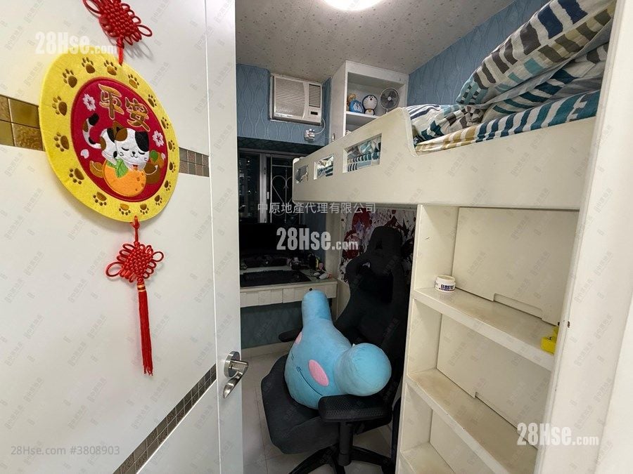 Mountain Shore Sell 2 Bedrooms 482 ft²