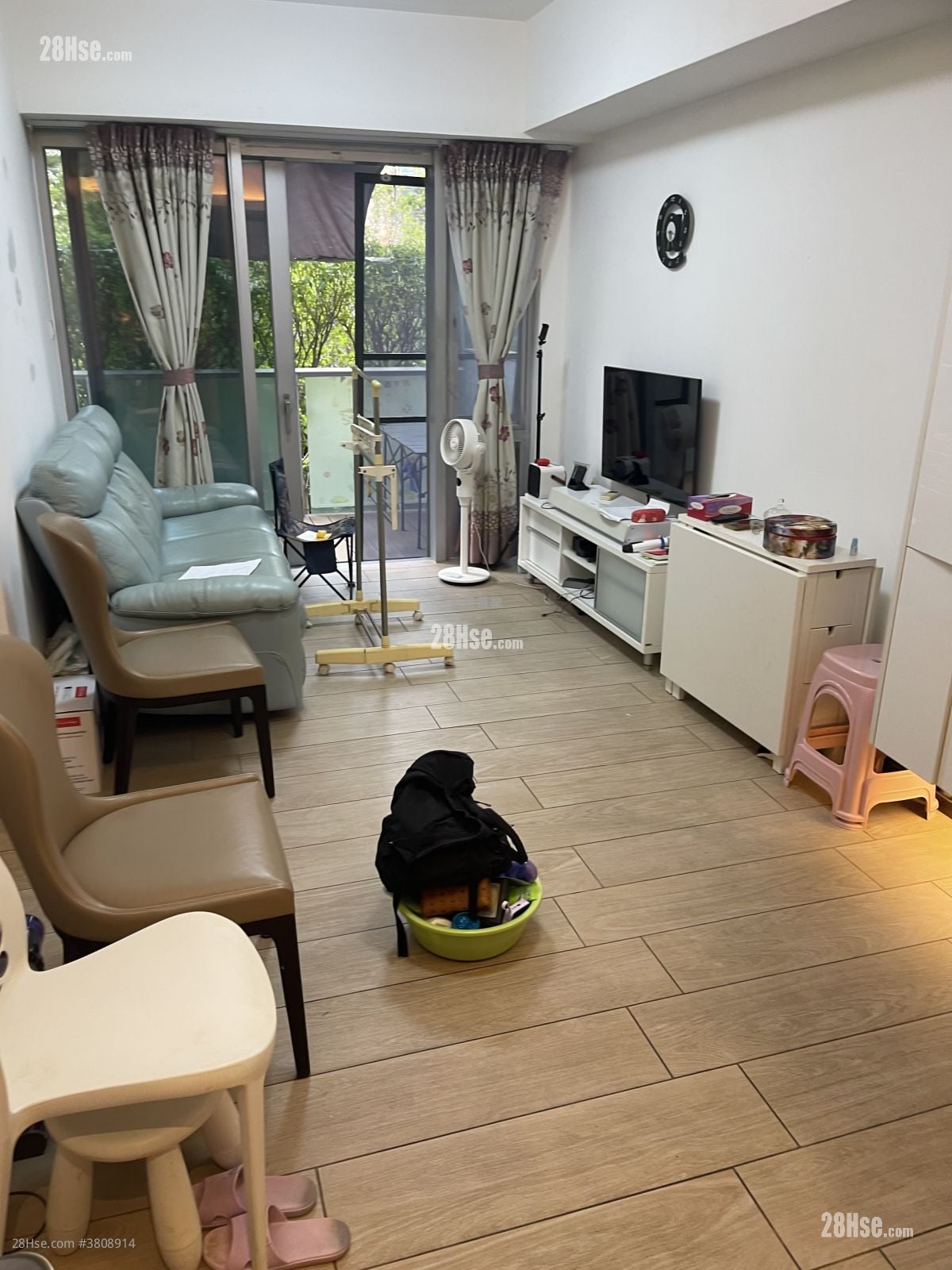 Century Link Sell 3 Bedrooms , 1 Bathroom 461 ft²