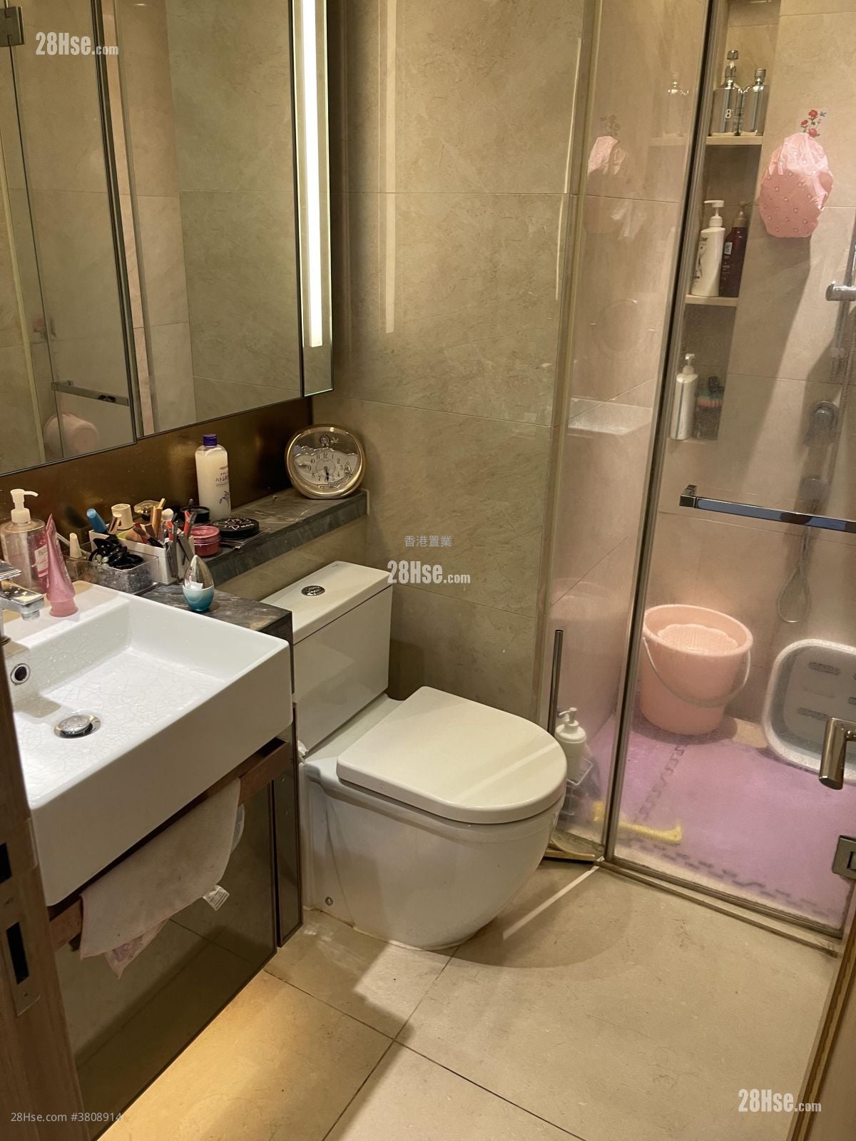 Century Link Sell 3 Bedrooms , 1 Bathroom 461 ft²