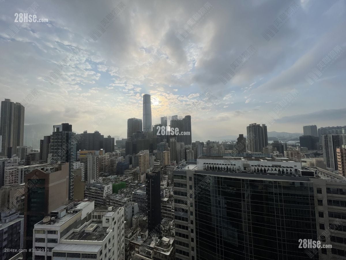 高临 租盘 2 房 , 1 浴室 423 平方尺