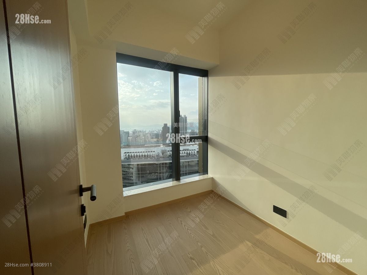 高临 租盘 2 房 , 1 浴室 423 平方尺