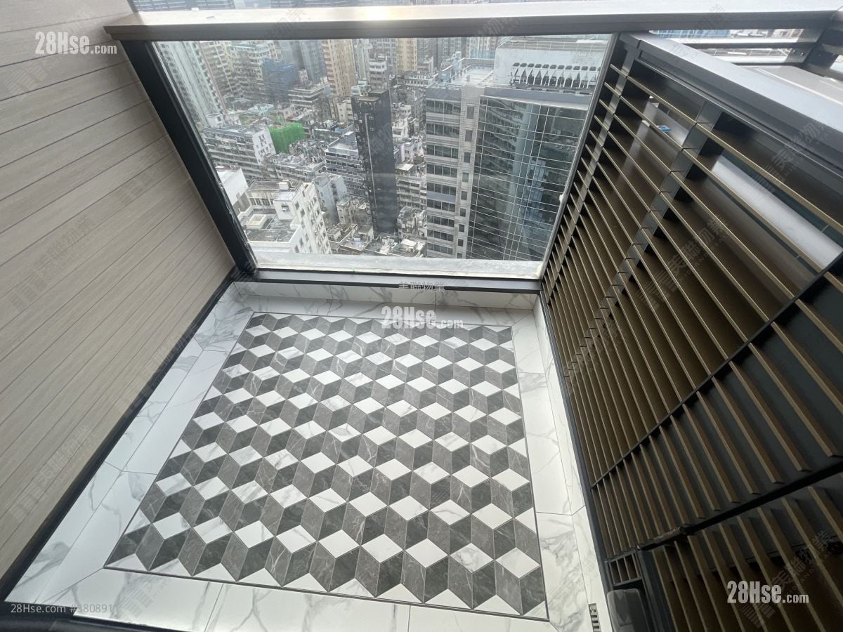 高临 租盘 2 房 , 1 浴室 423 平方尺