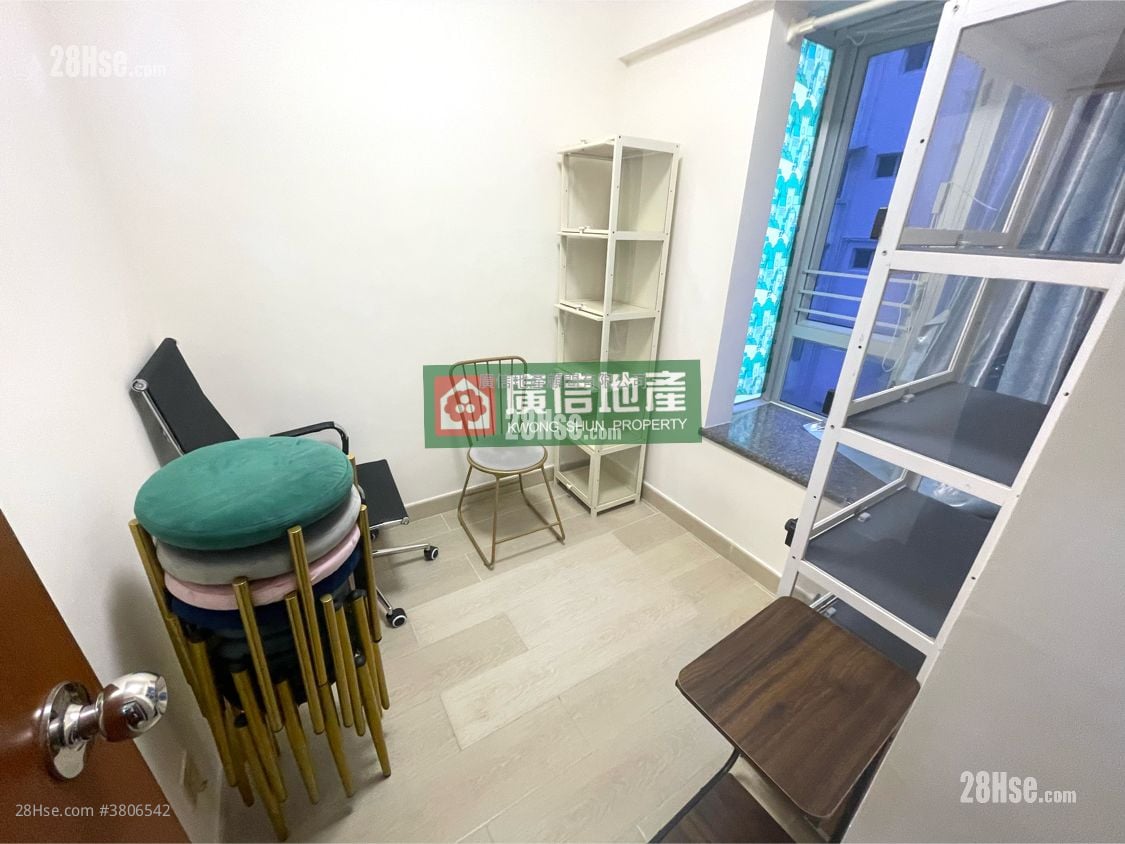 Fa Yuen Plaza Rental 2 Bedrooms , 1 Bathroom 322 ft²