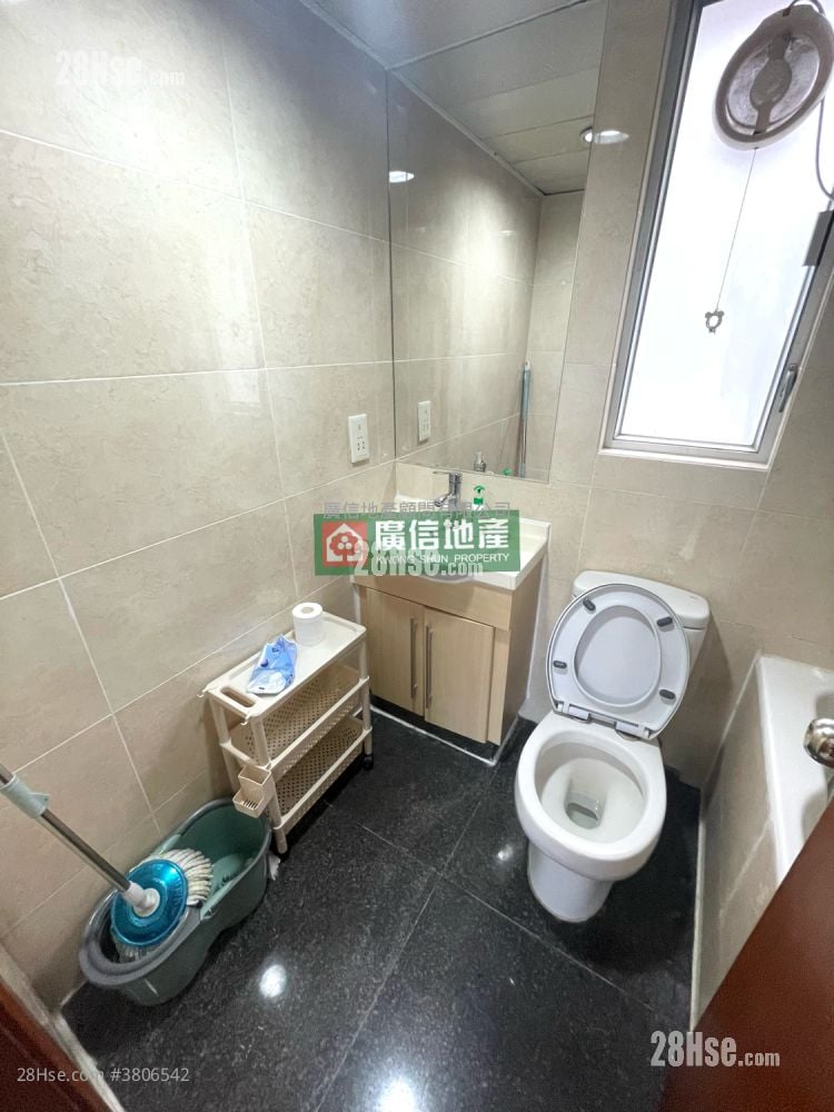 Fa Yuen Plaza Rental 2 Bedrooms , 1 Bathroom 322 ft²