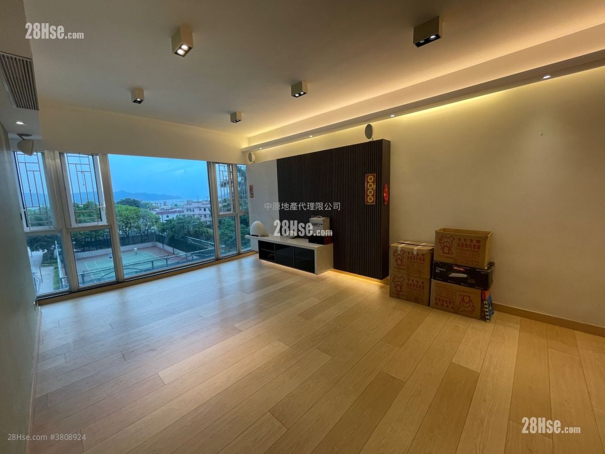 Symphony Bay Sell 3 Bedrooms , 2 Bathrooms 1,096 ft²