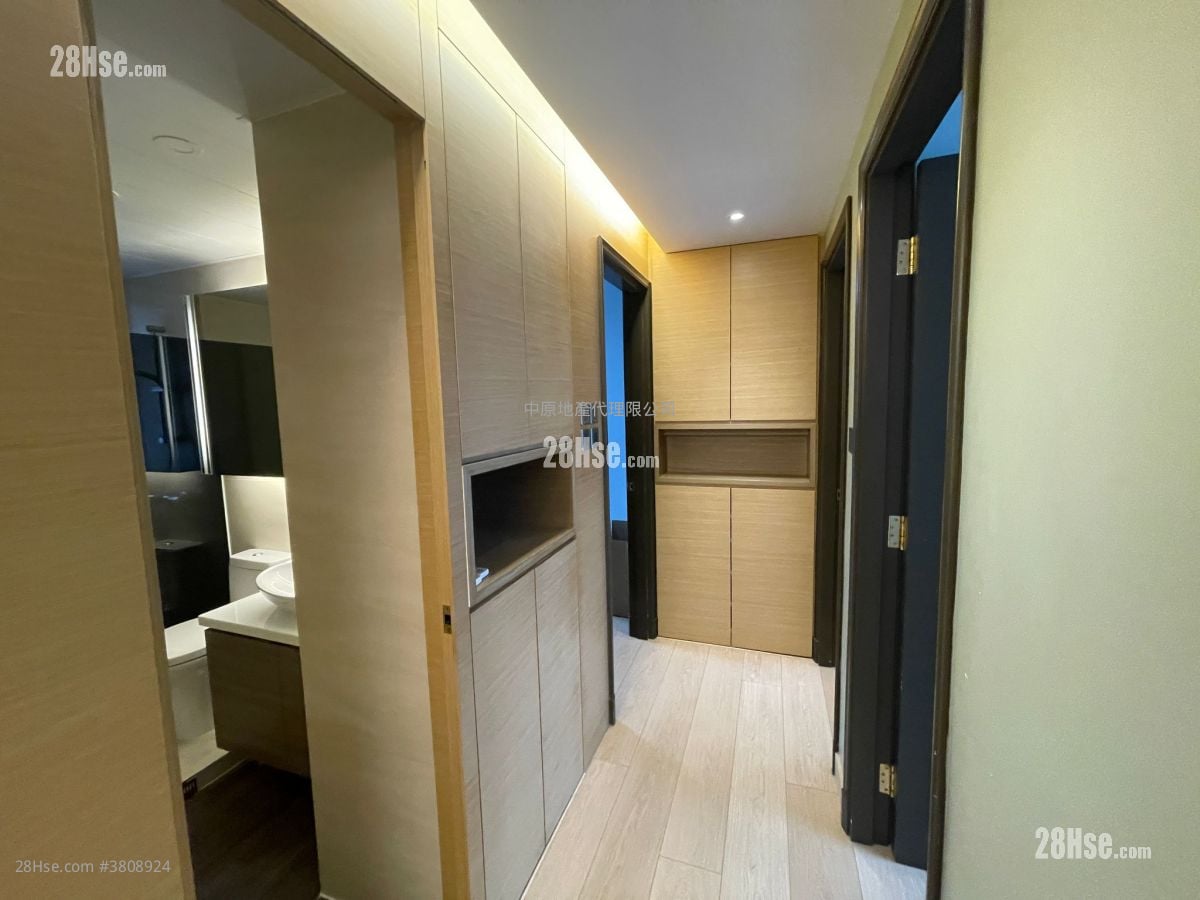 Symphony Bay Sell 3 Bedrooms , 2 Bathrooms 1,096 ft²