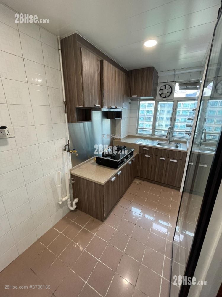 紫翠花园 租盘 3 房 , 2 浴室 703 平方尺