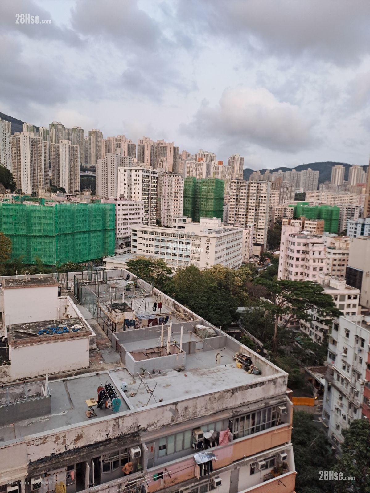 鸿发大楼 租盘 开放式间隔 , 1 浴室 150 平方尺