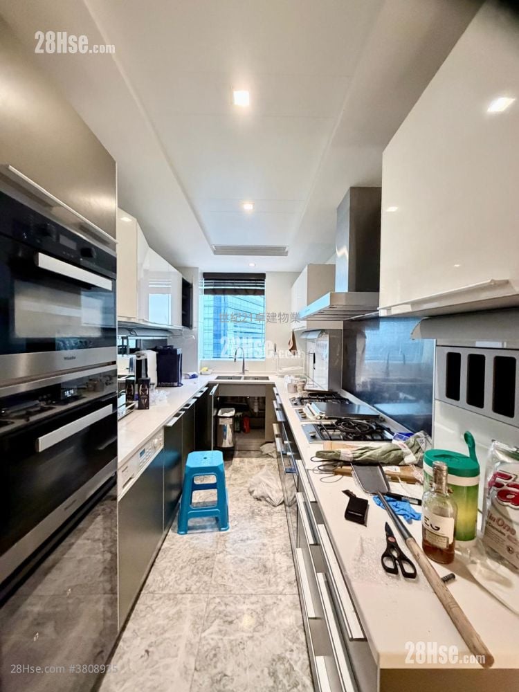 天玺 租盘 4 房 , 3 浴室 1,443 平方尺