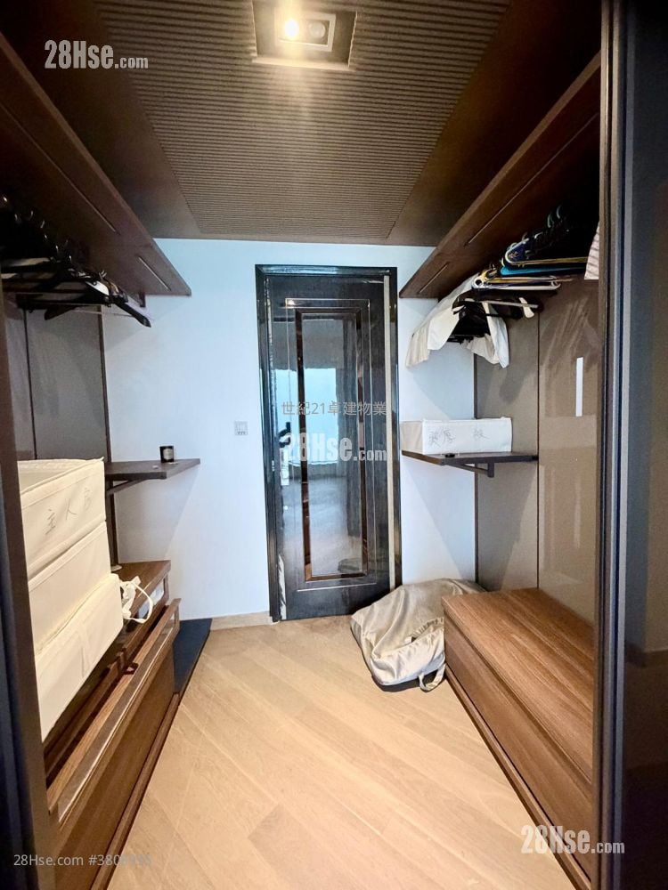 天玺 租盘 4 房 , 3 浴室 1,443 平方尺