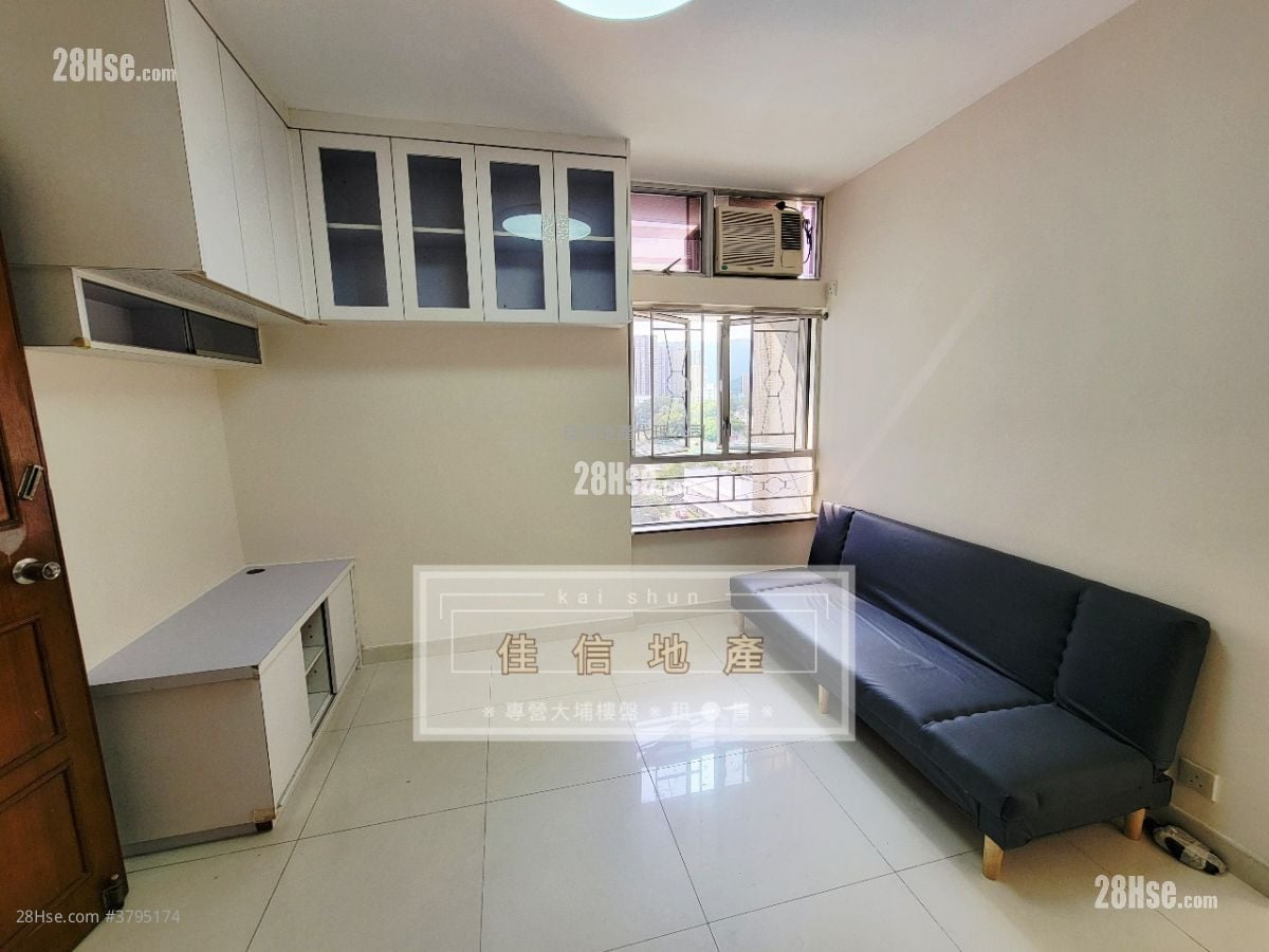Tai Po Centre Rental 2 Bedrooms , 1 Bathroom 325 ft²