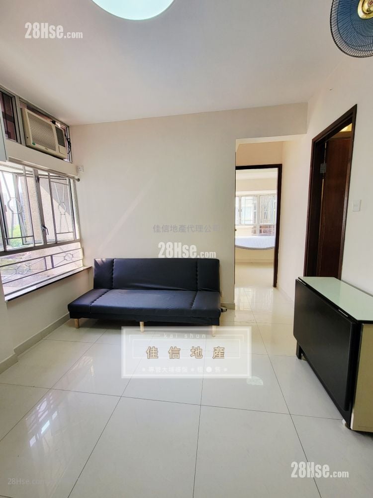 Tai Po Centre Rental 2 Bedrooms , 1 Bathroom 325 ft²