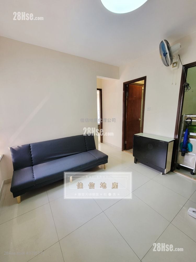Tai Po Centre Rental 2 Bedrooms , 1 Bathroom 325 ft²