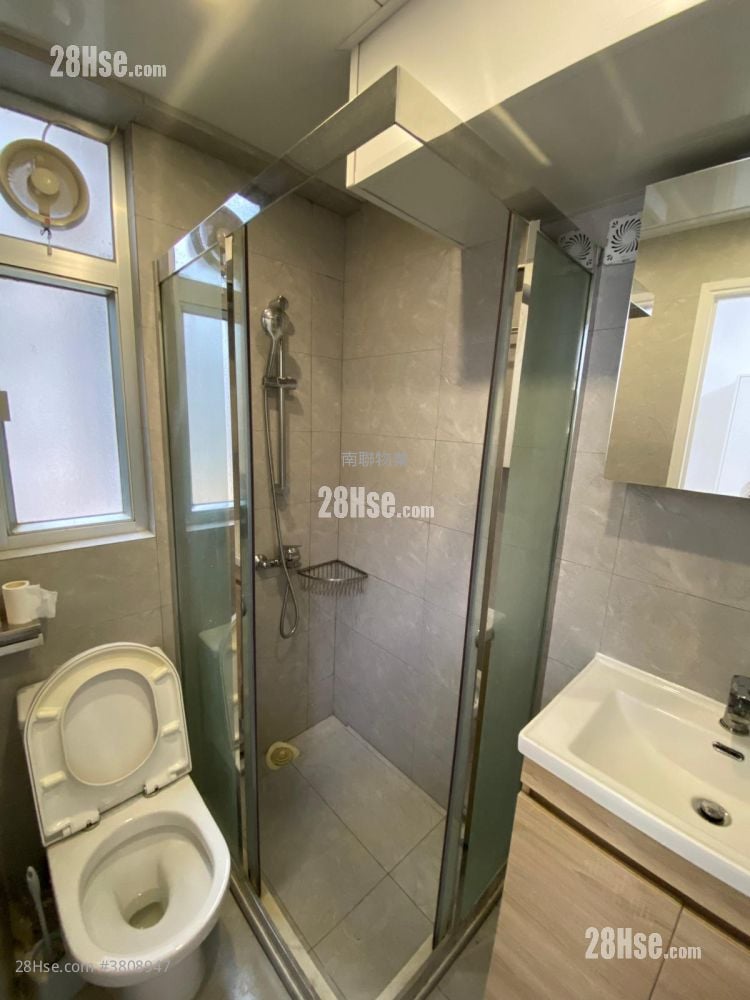 Ka Wai Building Rental 2 Bedrooms , 1 Bathroom 239 ft²