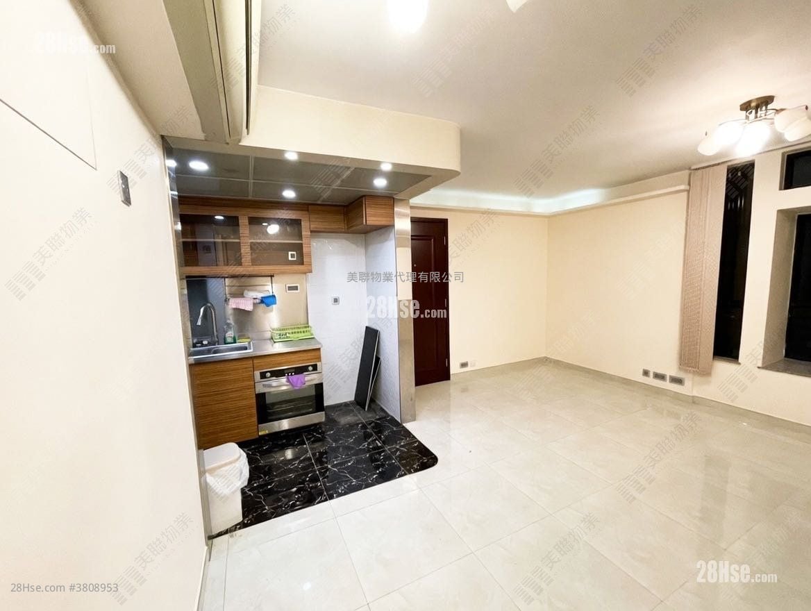 Sun Yuen Long Centre Sell 485 ft²