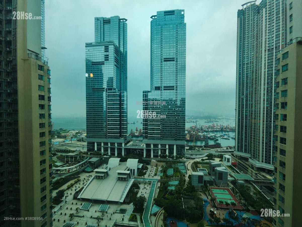 The Waterfront Rental 4 Bedrooms , 3 Bathrooms 2,011 ft²