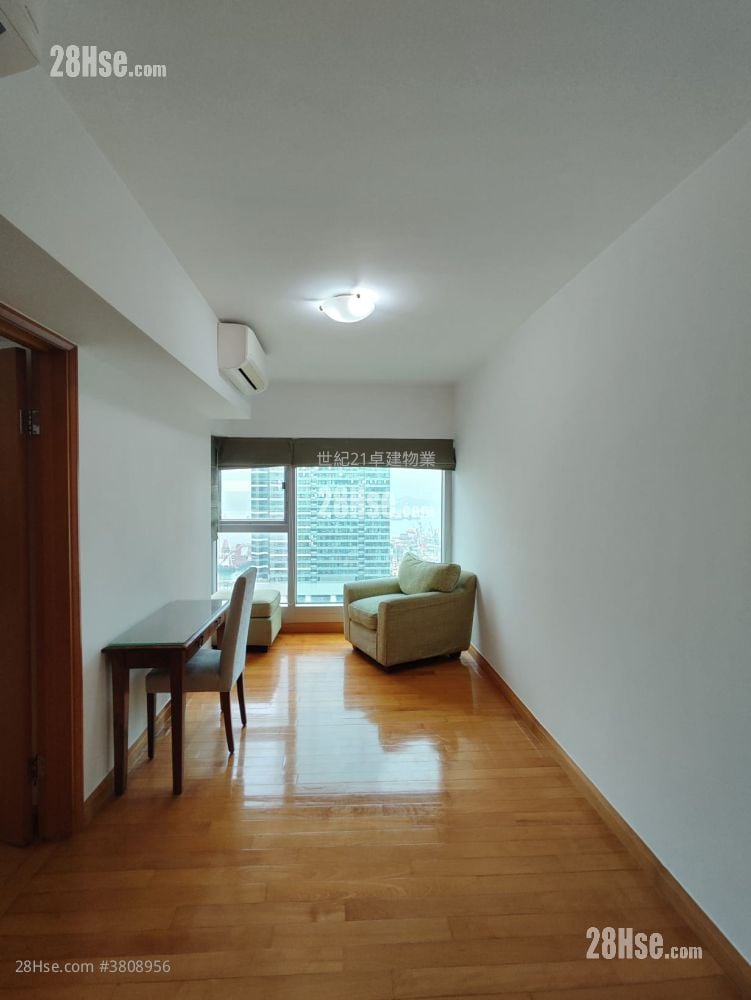 The Waterfront Rental 4 Bedrooms , 3 Bathrooms 2,011 ft²