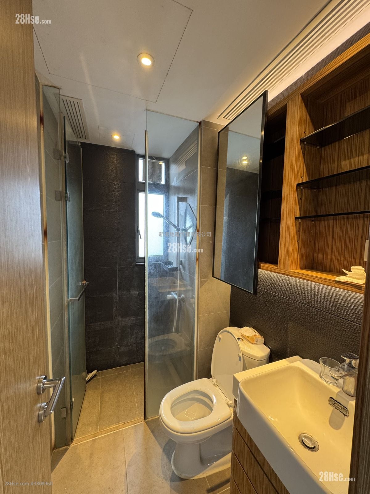 迎丰 租盘 1 房 , 1 浴室 284 平方尺