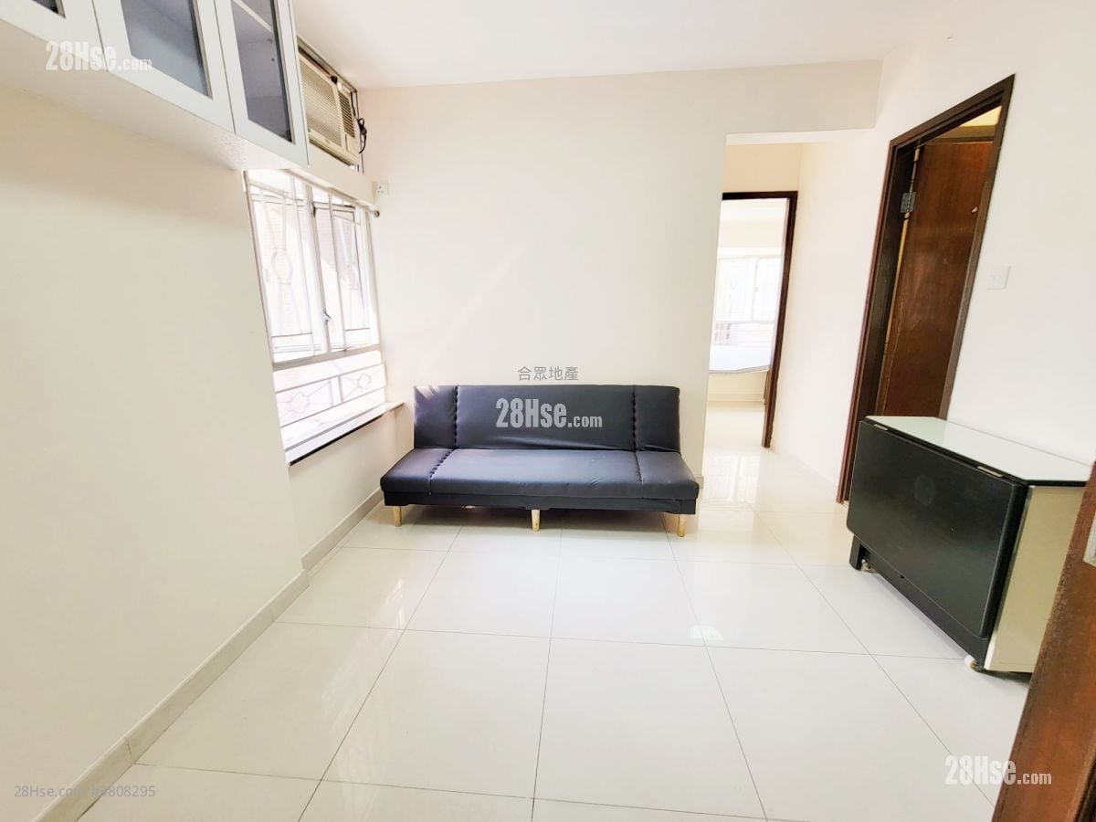 Tai Po Centre Rental 325 ft²