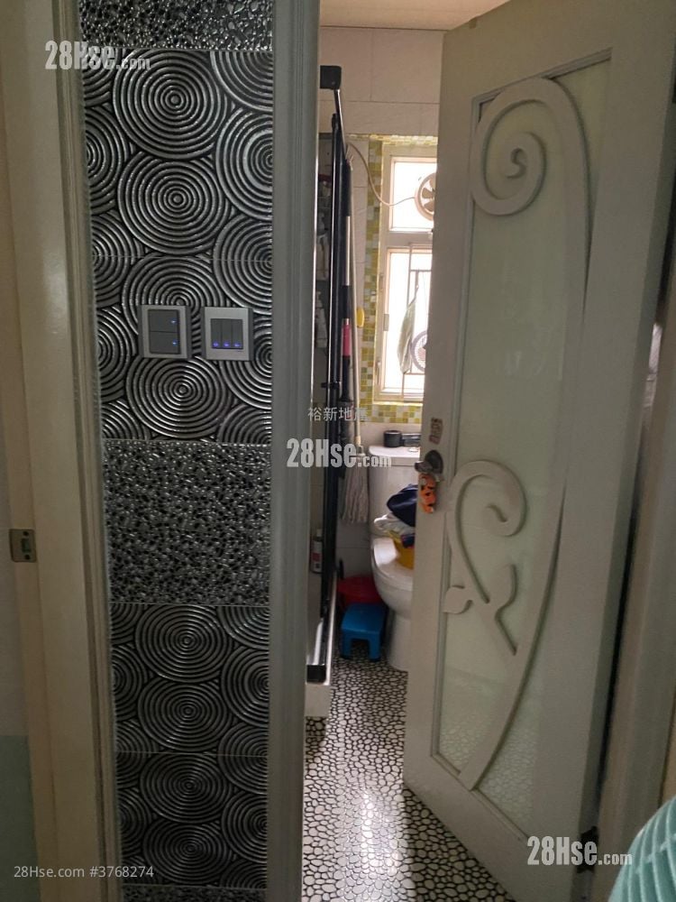 Fulham Court Sell 3 Bedrooms , 1 Bathroom 484 ft²