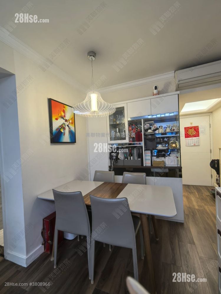 The Long Beach Sell 2 Bedrooms , 1 Bathroom 547 ft²