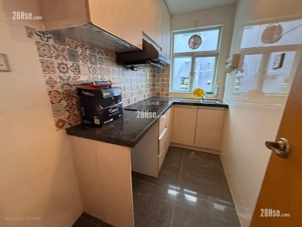 村屋 售盘 3 房 , 1 浴室