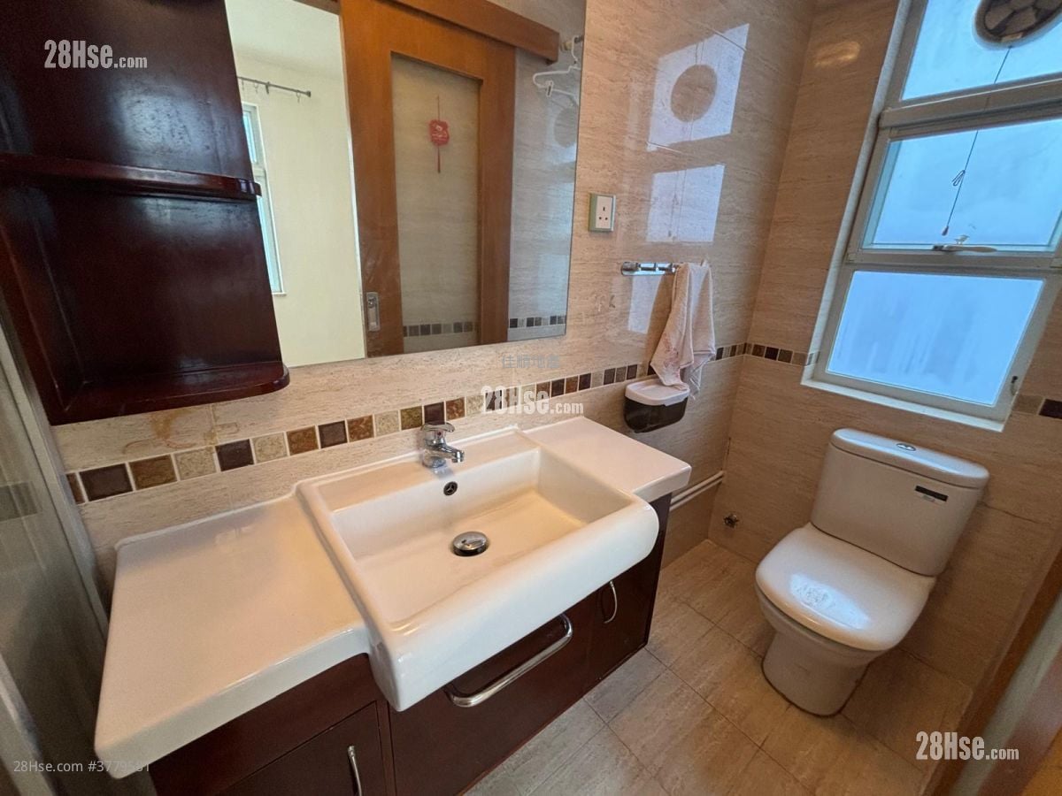 村屋 售盘 3 房 , 1 浴室