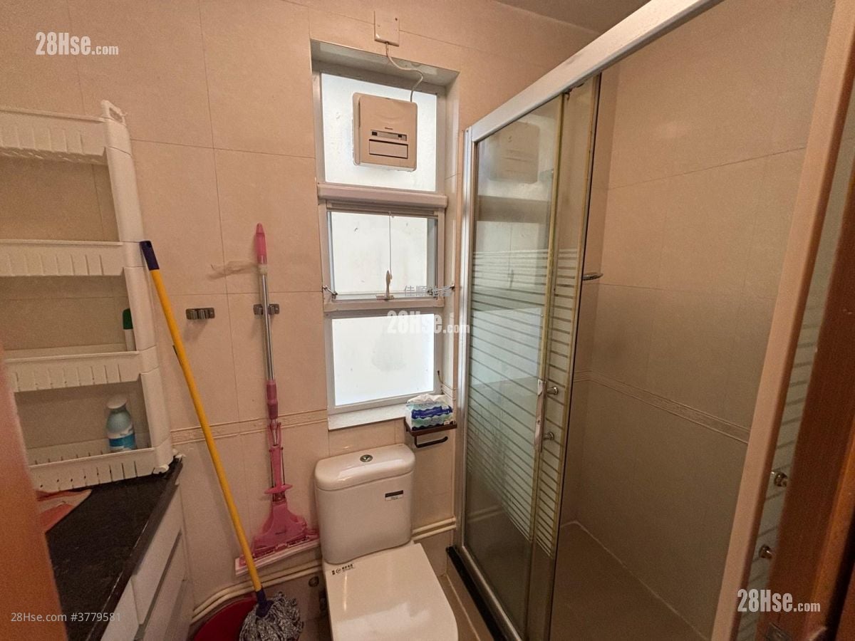 村屋 售盘 3 房 , 1 浴室