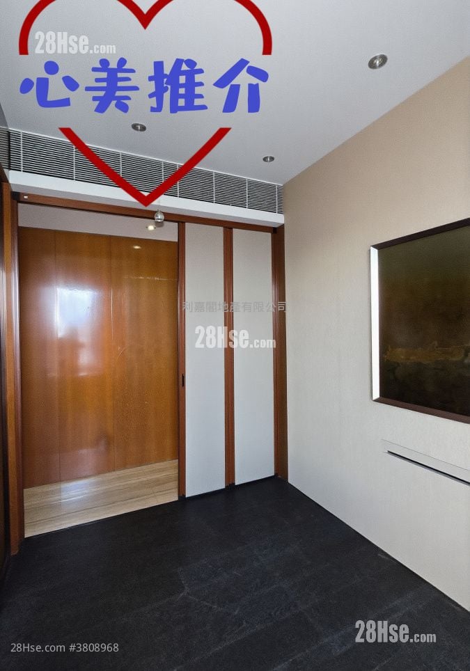 The Latitude Sell 3 Bedrooms , 3 Bathrooms 1,595 ft²