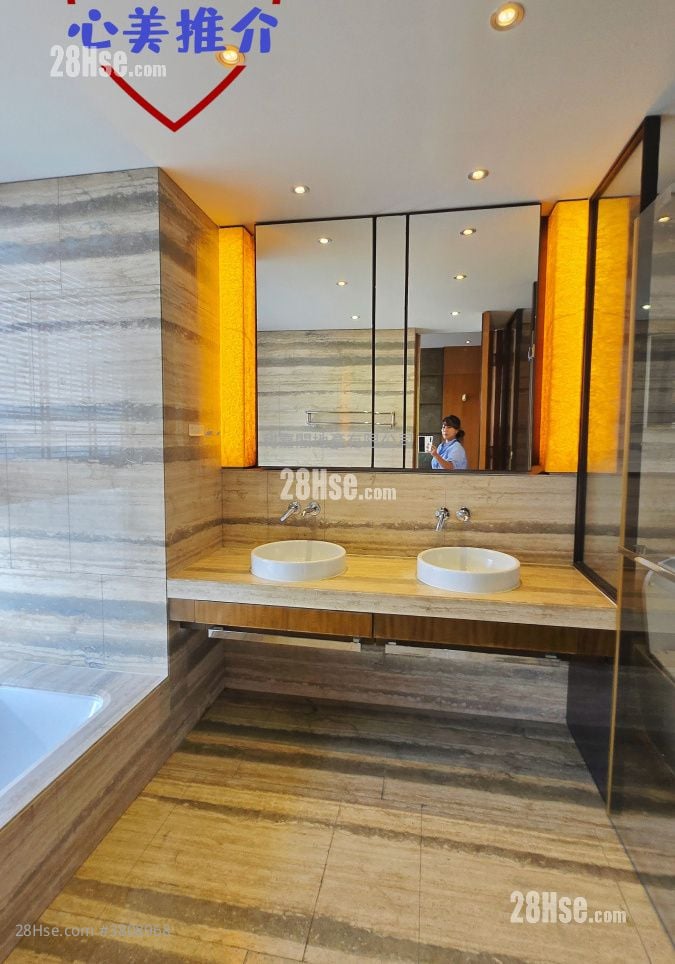 The Latitude Sell 3 Bedrooms , 3 Bathrooms 1,595 ft²