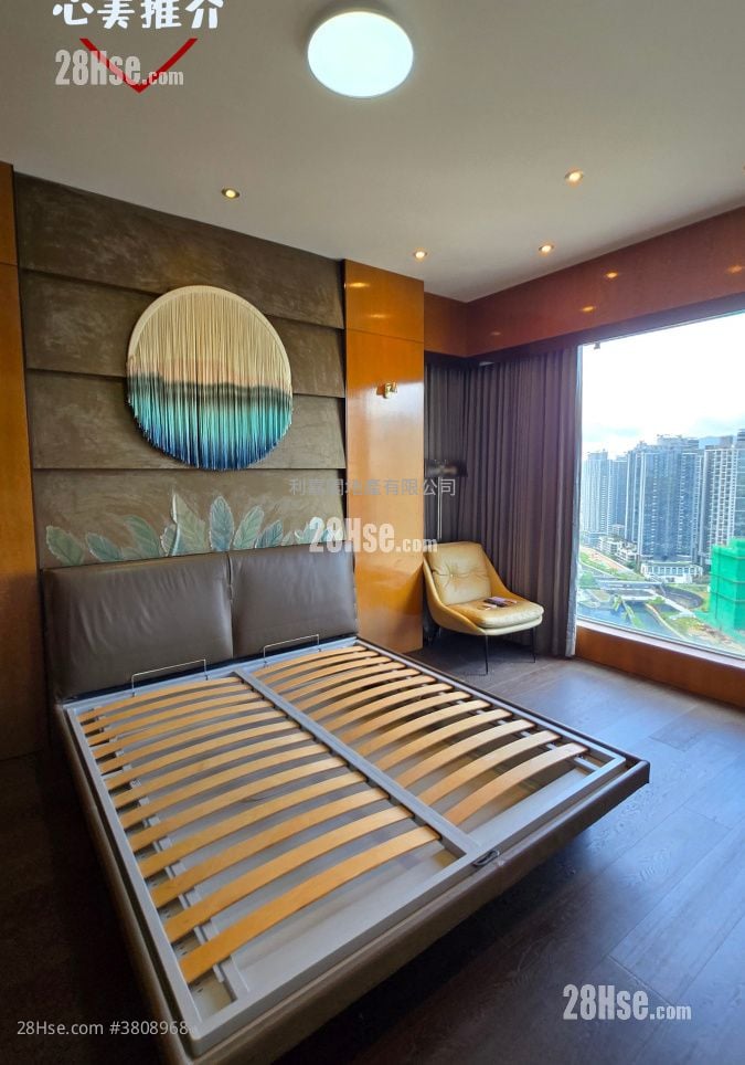 The Latitude Sell 3 Bedrooms , 3 Bathrooms 1,595 ft²