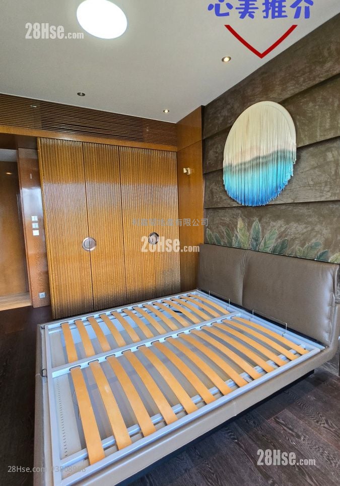 The Latitude Sell 3 Bedrooms , 3 Bathrooms 1,595 ft²