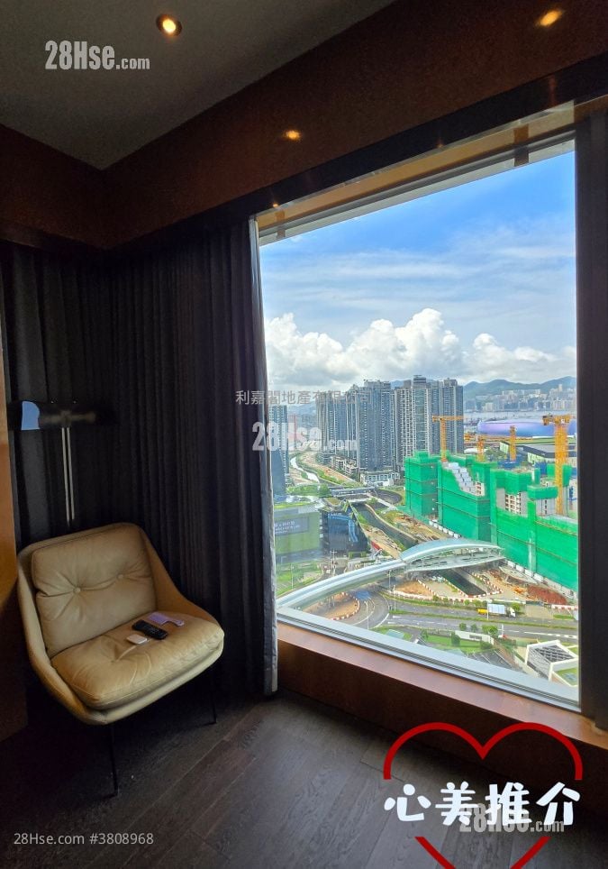 The Latitude Sell 3 Bedrooms , 3 Bathrooms 1,595 ft²