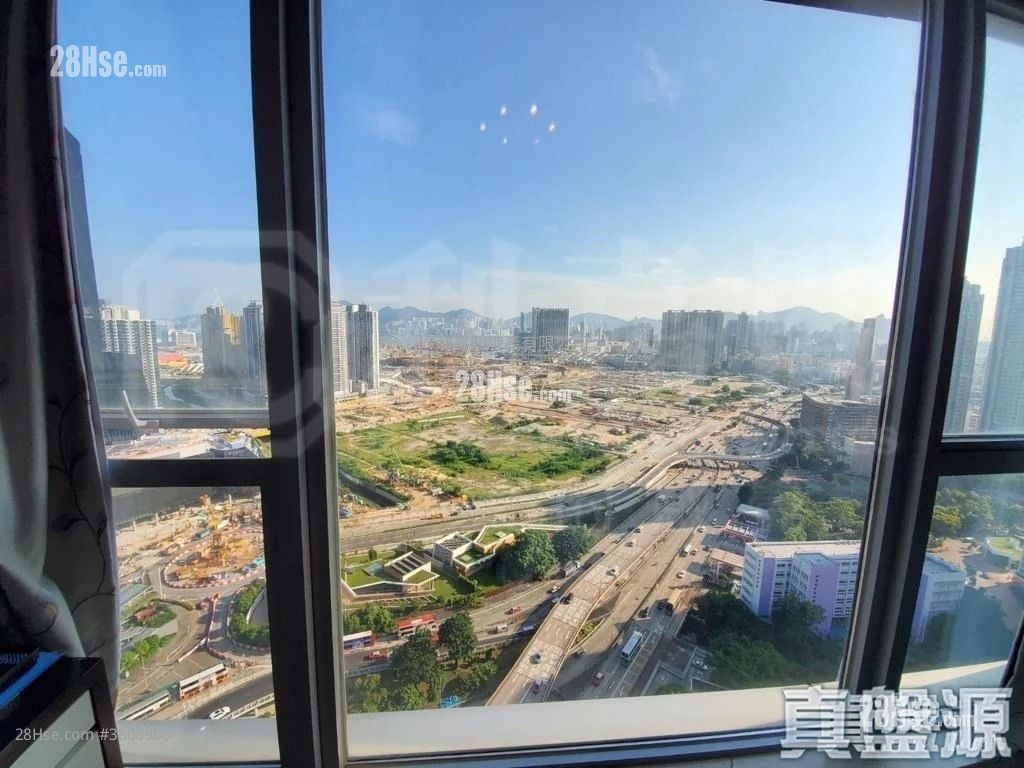 The Latitude Sell 3 Bedrooms , 3 Bathrooms 1,595 ft²