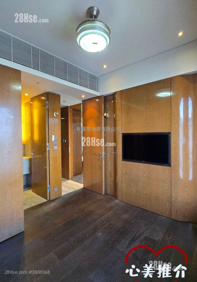 The Latitude Sell 3 Bedrooms , 3 Bathrooms 1,595 ft²