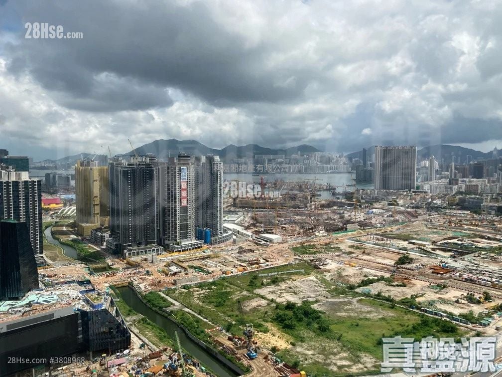 The Latitude Sell 3 Bedrooms , 3 Bathrooms 1,595 ft²