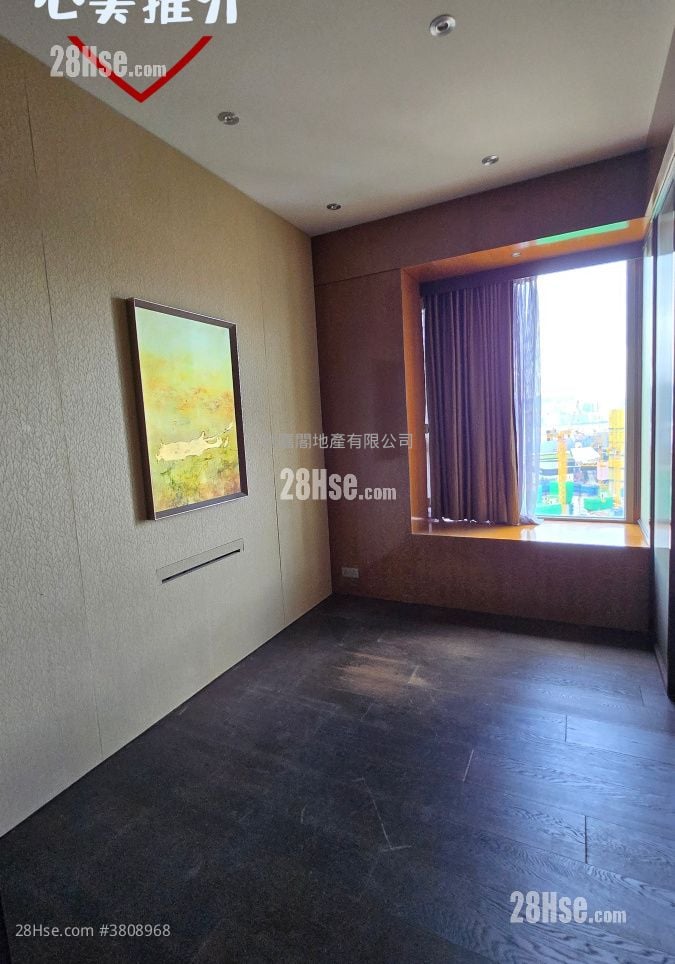 The Latitude Sell 3 Bedrooms , 3 Bathrooms 1,595 ft²