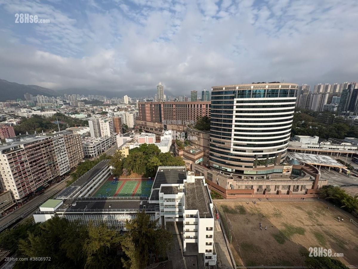 Elize Park Rental 3 Bedrooms , 1 Bathroom 438 ft²