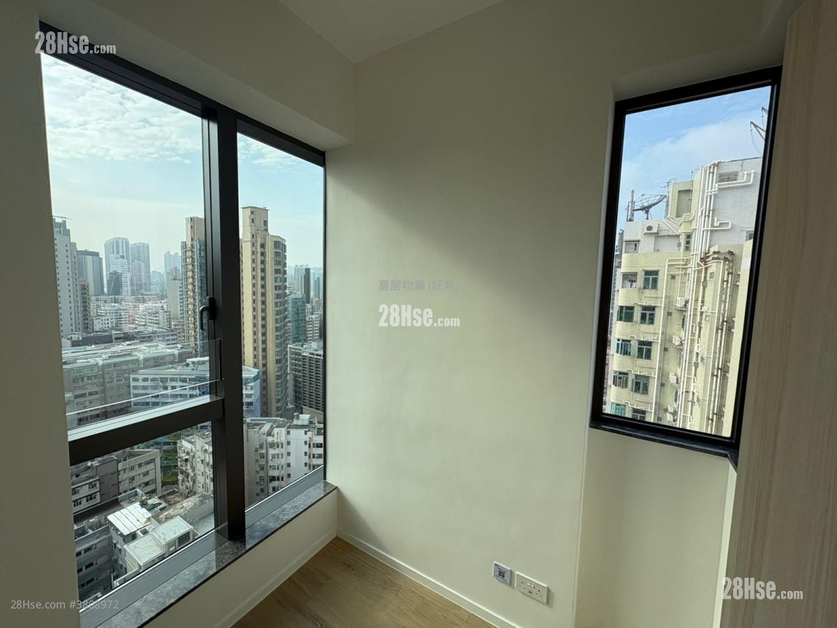 Elize Park Rental 3 Bedrooms , 1 Bathroom 438 ft²