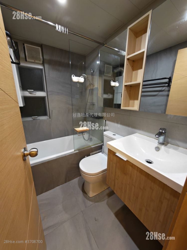 Kanfield Mansion Sell 2 Bedrooms , 1 Bathroom 410 ft²