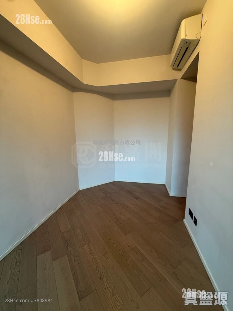 The Pavilia Bay Sell 2 Bedrooms 499 ft²