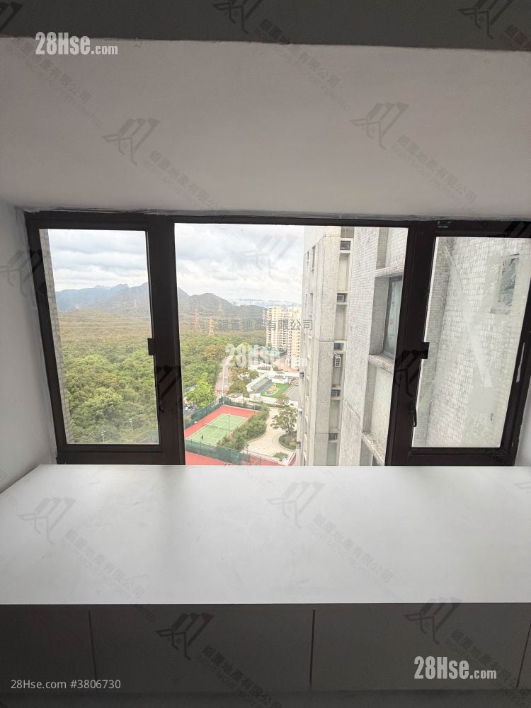 華景山莊 售盤 2 房 , 1 浴室 546 平方呎