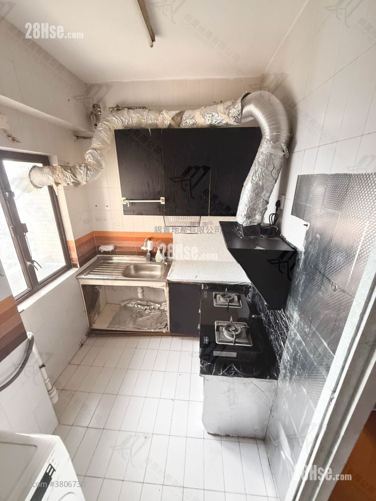 華景山莊 售盤 2 房 , 1 浴室 546 平方呎