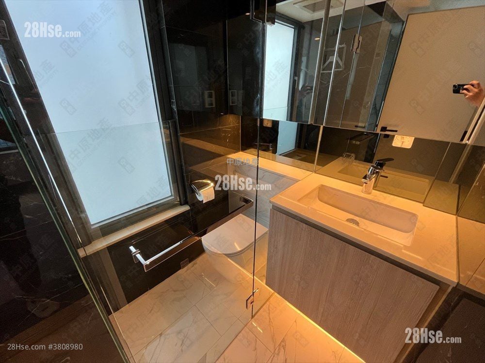 West Park 售盘 2 房 , 1 浴室 333 平方尺