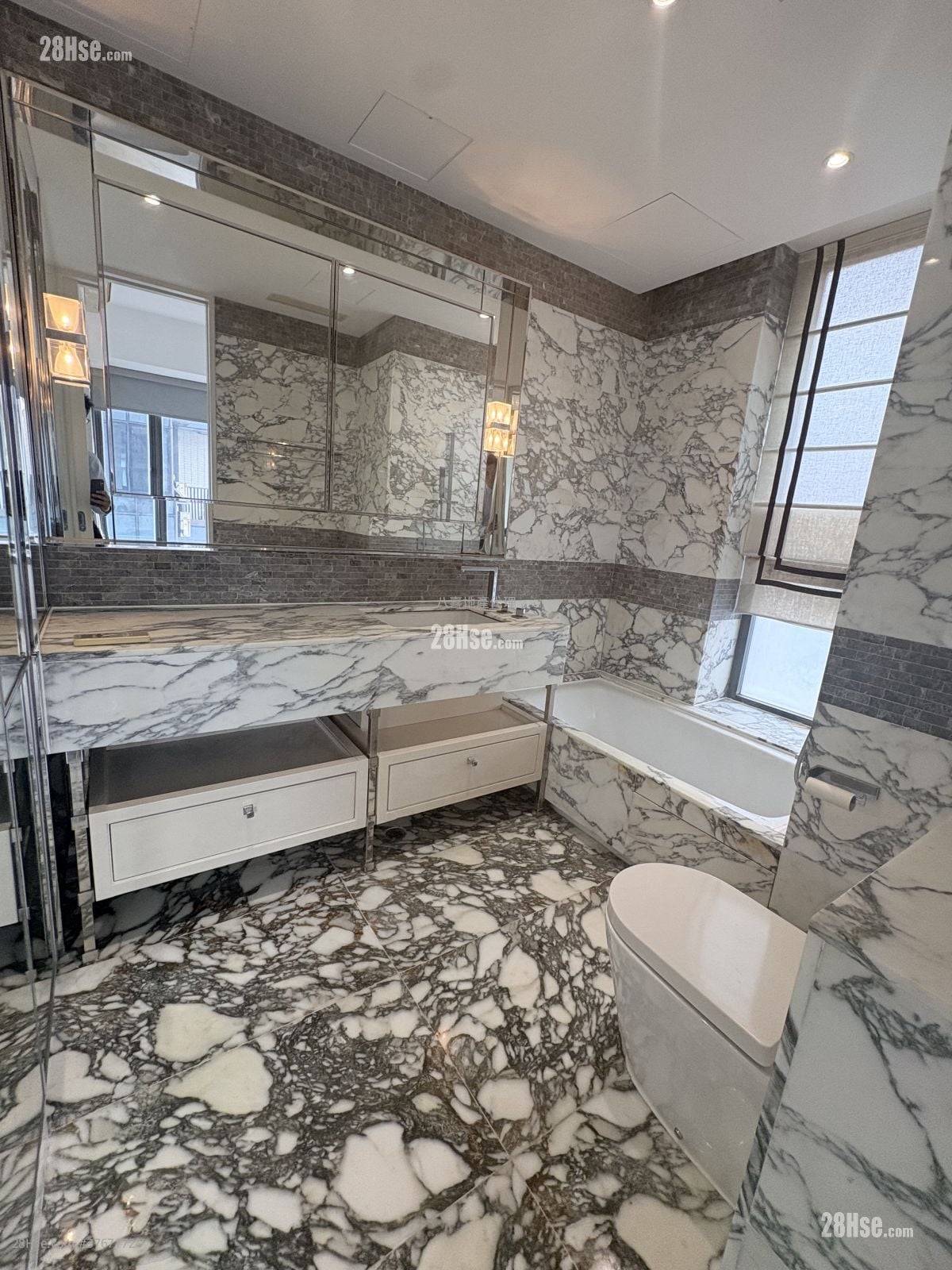 The Warren Rental 2 Bedrooms , 2 Bathrooms 612 ft²