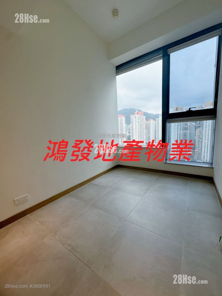 AVA61 租盘 开放式间隔 , 1 浴室 150 平方尺