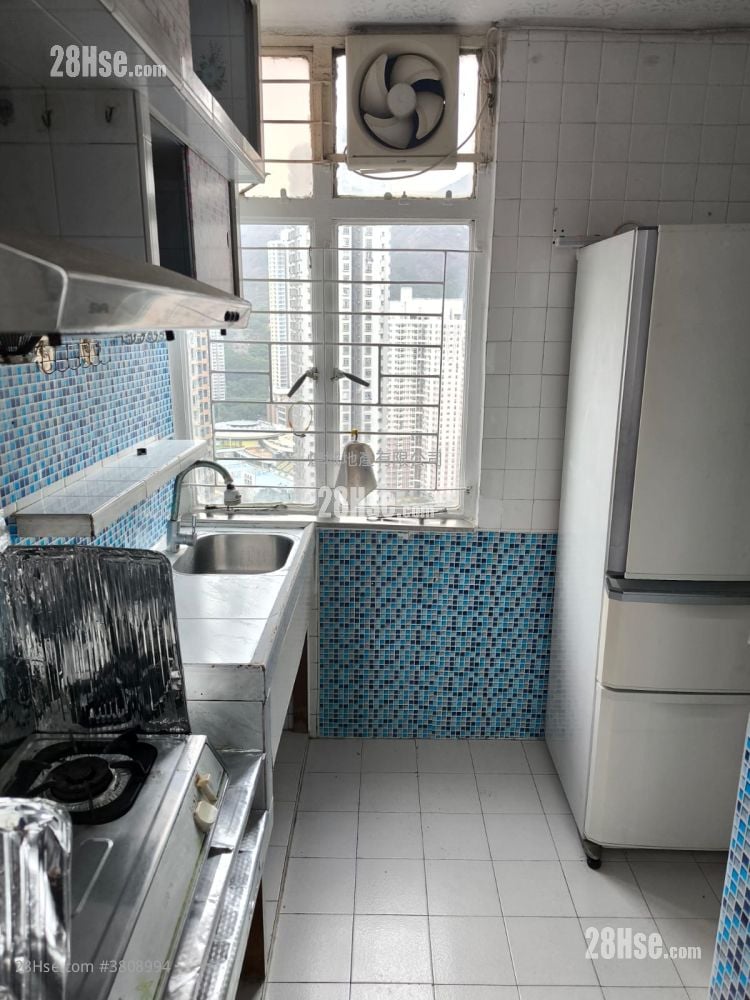 Siu Hin Court Sell 2 Bedrooms , 1 Bathroom 407 ft²