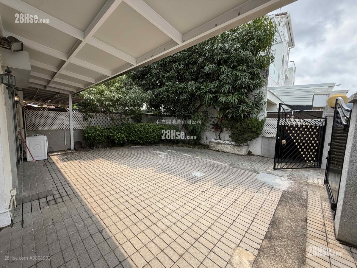 Fairview Park Sell 3 Bedrooms 1,035 ft²