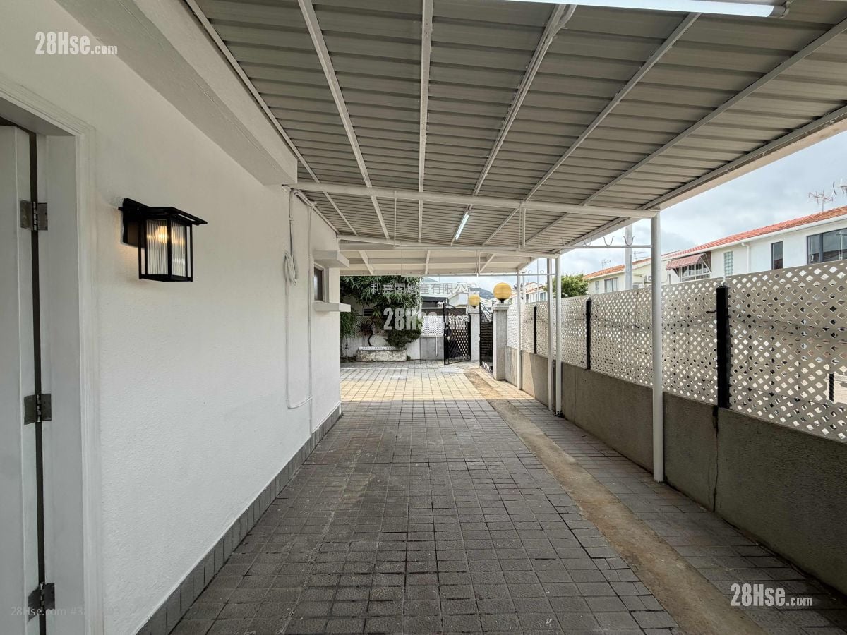 Fairview Park Sell 3 Bedrooms 1,035 ft²