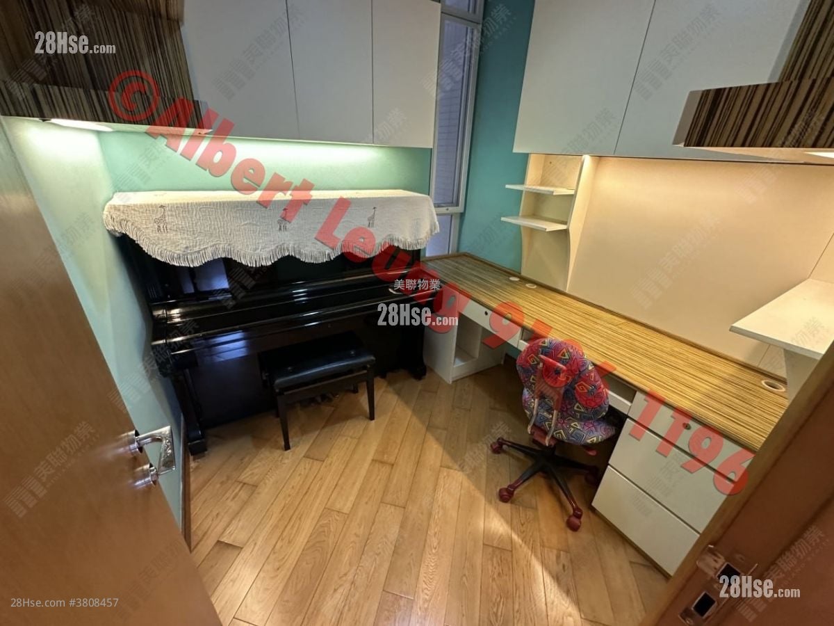 Peak One Sell 3 Bedrooms , 2 Bathrooms 1,087 ft²